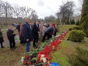 Собрались, чтобы разделить страдание и боль с российскими братьями